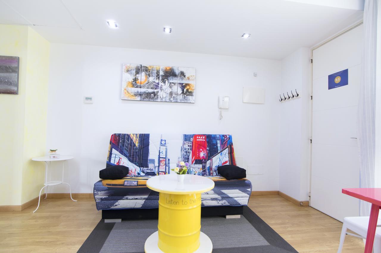 Apartamentos Momas La Casa De Mama 马拉加 外观 照片